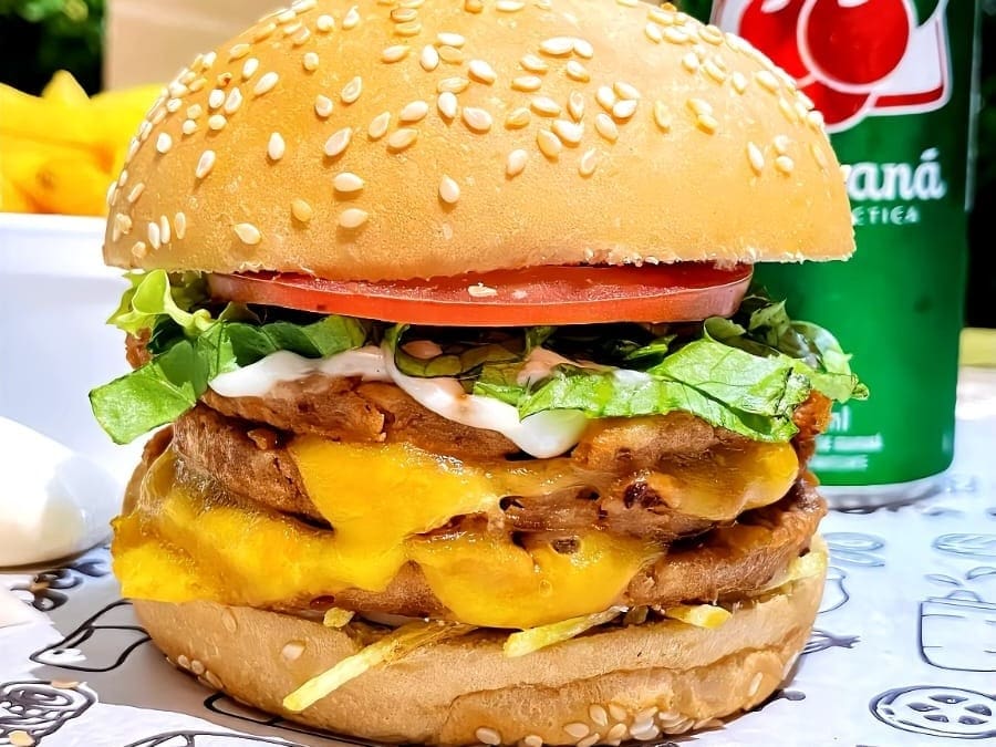 Triplo X-Burguer + 0,99 leva 1 Hamburguer