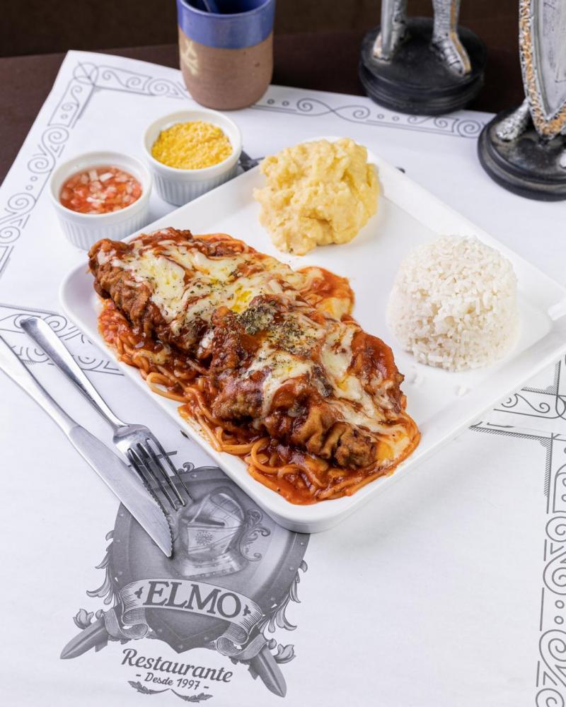  FRANGO PARMEGIANA 