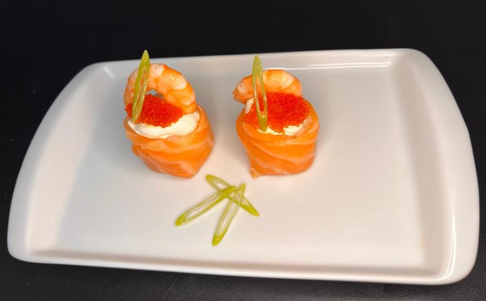  JOE SALMÃO COM OVAS E CAMARÃO  